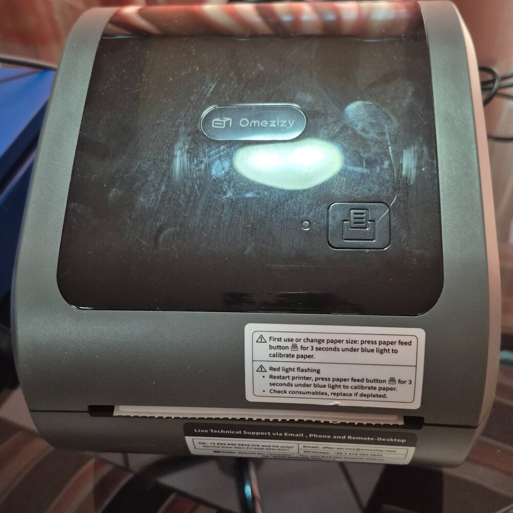 Bluetooth Shipping Label Printer - Picture 8 of 9